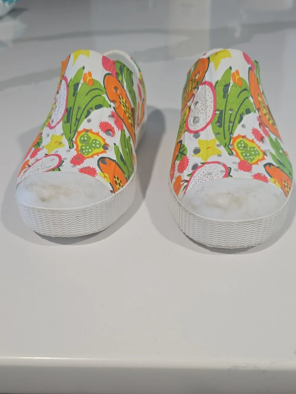 Native Jefferson Water Shoes Tropical Print Size 12 Like New Condition